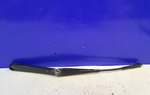 Saab 9-3 Ver1 Windshield/front glass wiper blade 12770117