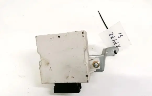 Toyota Avensis T250 Window wiper relay 8594005020 85940-05020