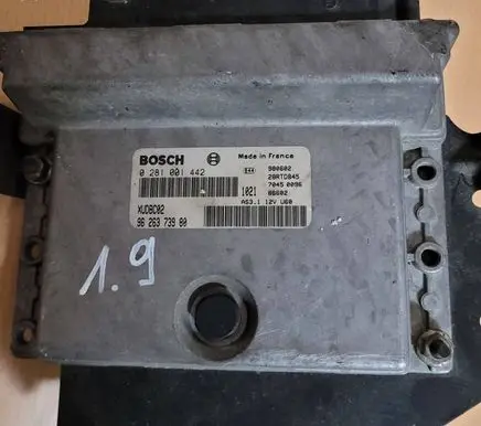Peugeot 806 Engine control unit/module 9626373980 0281001442 YUDBC02