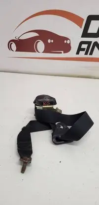 Ford Maverick Rear seatbelt 04031 040695