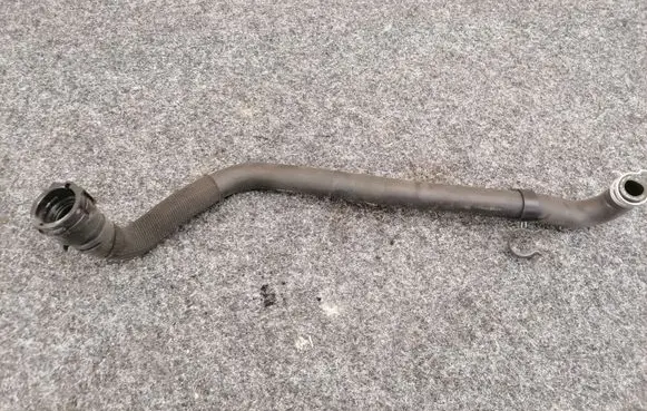 Land Rover Range Rover Sport L494 Engine coolant pipe/hose FPLA7752CC FPLA7752