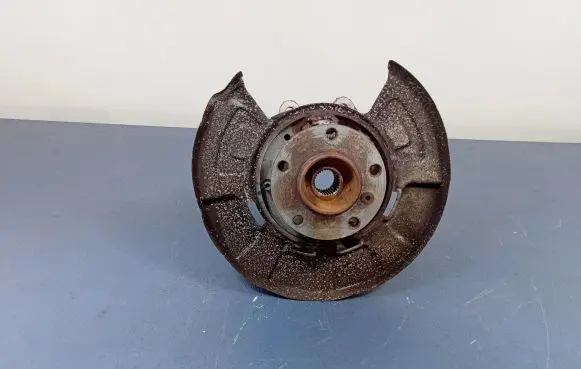 BMW X6 E71 Front wheel hub spindle knuckle 6770983