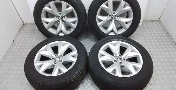 Volkswagen Atlas R18 alloy rim 3QF601025L