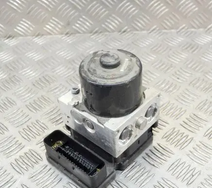 Volkswagen Transporter - Caravelle T5 ABS Pump 7E0907379H 10092903213