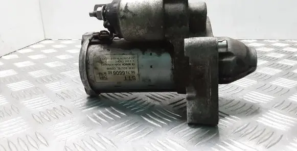 Peugeot 308 Starter motor 9675660680 0001174601
