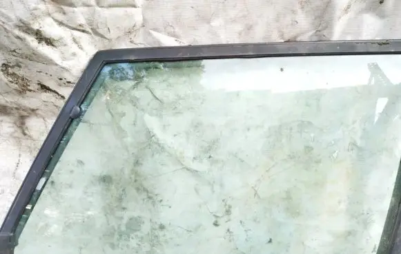 Renault Espace III Front door window glass four-door