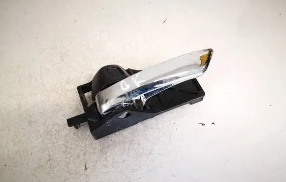 Suzuki SX4 S-Cross Rear door interior handle