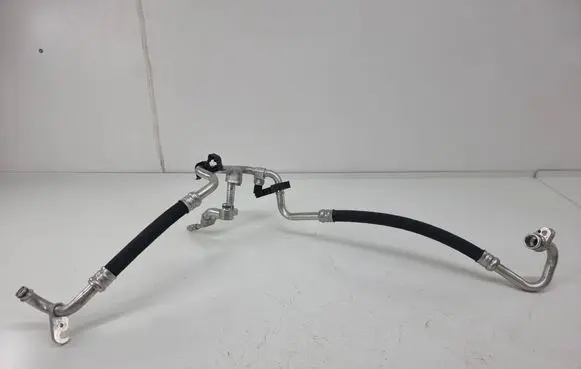 Air conditioning (A/C) pipe/hose