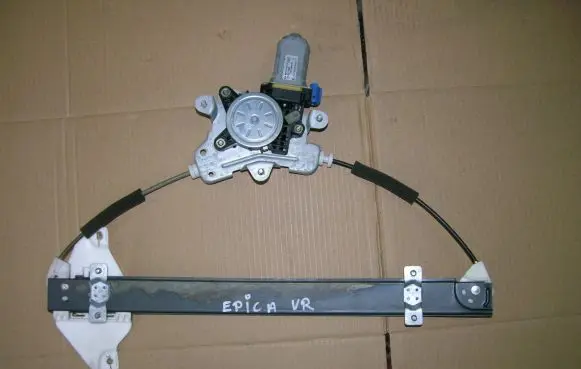 Chevrolet Epica Front door window regulator with motor