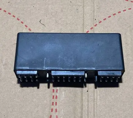 Mercedes-Benz E W124 Light module LCM 1265420332 5KG00474709