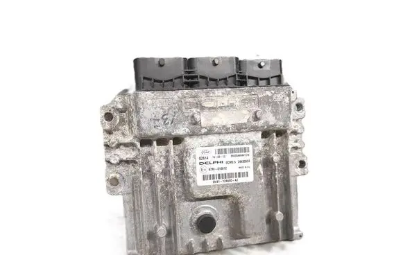 Ford Kuga II Engine control unit/module ECU DV4112A650AJ DV41-12A650-AJ 28430553