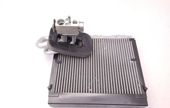 Mercedes-Benz Sprinter W906 Air conditioning (A/C) radiator (interior) 2308300184 326310 7015087