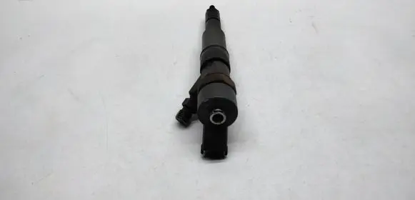 BMW 5 E39 Fuel injector 0445110047 7785984