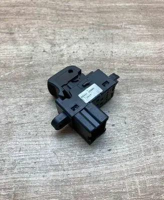 Nissan Qashqai Electric window control switch 25411JD000