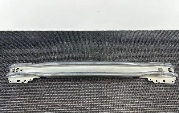 Volvo XC60 Front bumper cross member 31297692