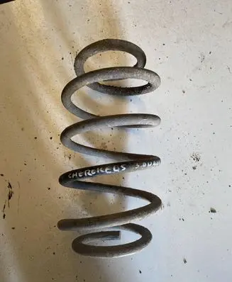 Jeep Grand Cherokee (WK) Front coil spring