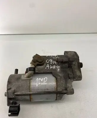 Toyota Auris 150 Starter motor 2810033080 4280002730