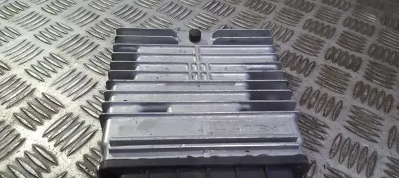 Ford Focus Engine control unit/module 2m5a12a650pd