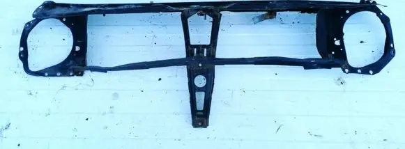 Volkswagen Golf II Radiator support slam panel