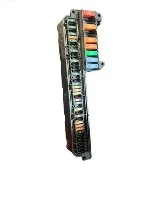BMW 5 E60 E61 Fuse module 6957330