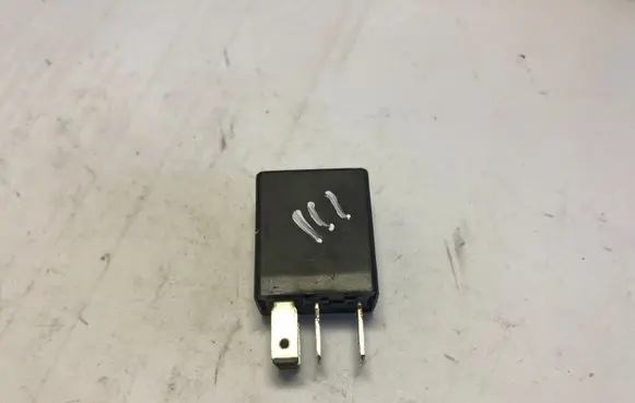 Renault Megane II Other relay 7700414484