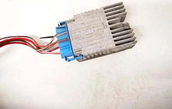 Coolant fan relay