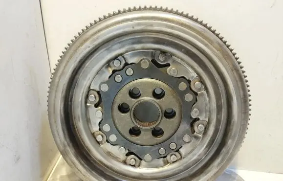 Volkswagen Touran I Flywheel
