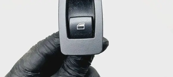 BMW 1 E81 E87 Electric window control switch 6935534