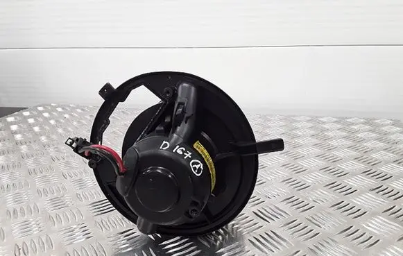 Audi A3 S3 A3 Sportback 8P Heater fan/blower F997167J