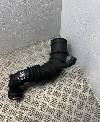 Jeep Grand Cherokee (WJ) Air intake duct part 04854188AB