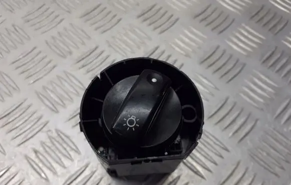 Audi A6 S6 C5 4B Light switch 4750143