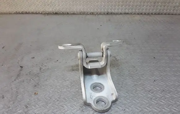 SsangYong Korando Front door upper hinge 