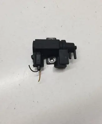 Toyota RAV 4 (XA30) Turbo solenoid valve 258190R011