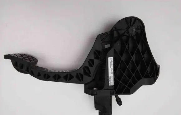 Skoda Octavia Mk2 (1Z) Clutch pedal 1K0721796K