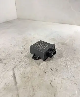 Mercedes-Benz E W211 Light module LCM A2118203226 5DF00827800