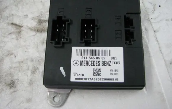 Mercedes-Benz E W211 Comfort/convenience module A2115450532