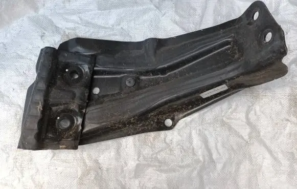 BMW 3 F30 F35 F31 Side skirt front trim 7394704