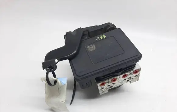 Volkswagen PASSAT B8 ABS Pump 3Q0907379F