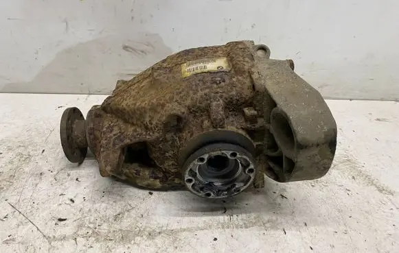 BMW 3 E92 E93 Rear differential 7529108