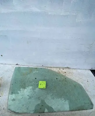 Volkswagen Polo III 6N 6N2 6NF Front door window glass four-door 43R000016 DOT211M75AS2