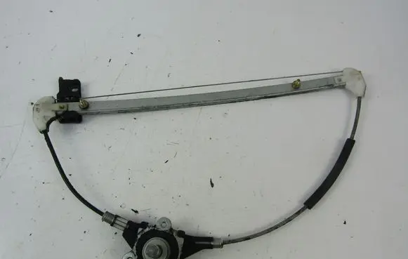 Mazda 3 I Rear door manual window regulator 