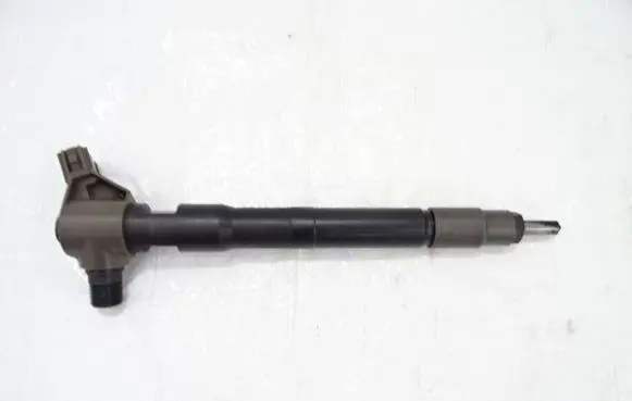 Mazda CX-3 Fuel injector SH01-13H50
