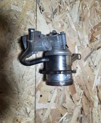Dacia Dokker EGR valve 147359823R