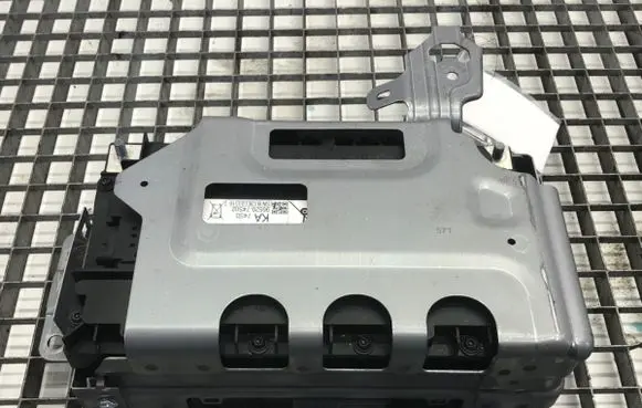 Suzuki SX4 S-Cross Hybrid / electric car battery 96520-74S02