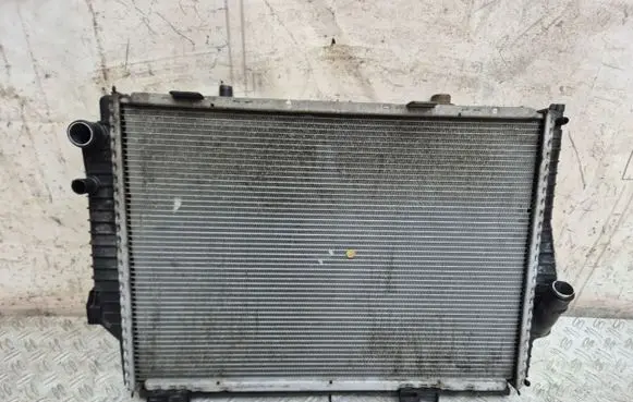 Chrysler Crossfire Coolant radiator 2025007703