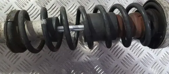 BMW 5 E60 E61 Rear coil spring