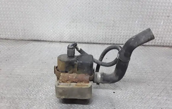 Volvo XC90 Secondary air pump 0261222011