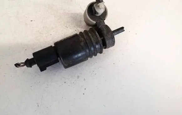 Audi Q5 SQ5 Windscreen/windshield washer pump 1k6955651