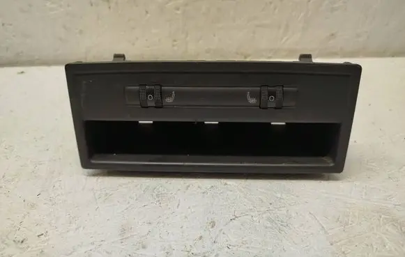Audi Q7 4L Seat heating switch 4L0863351B