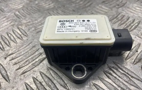 Audi Q7 4L ESP acceleration yaw rate sensor 8K0907637C